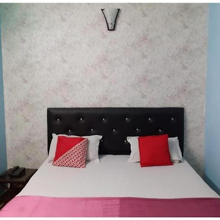 Hotel City Lodge , Csandígarh Kültér fotó