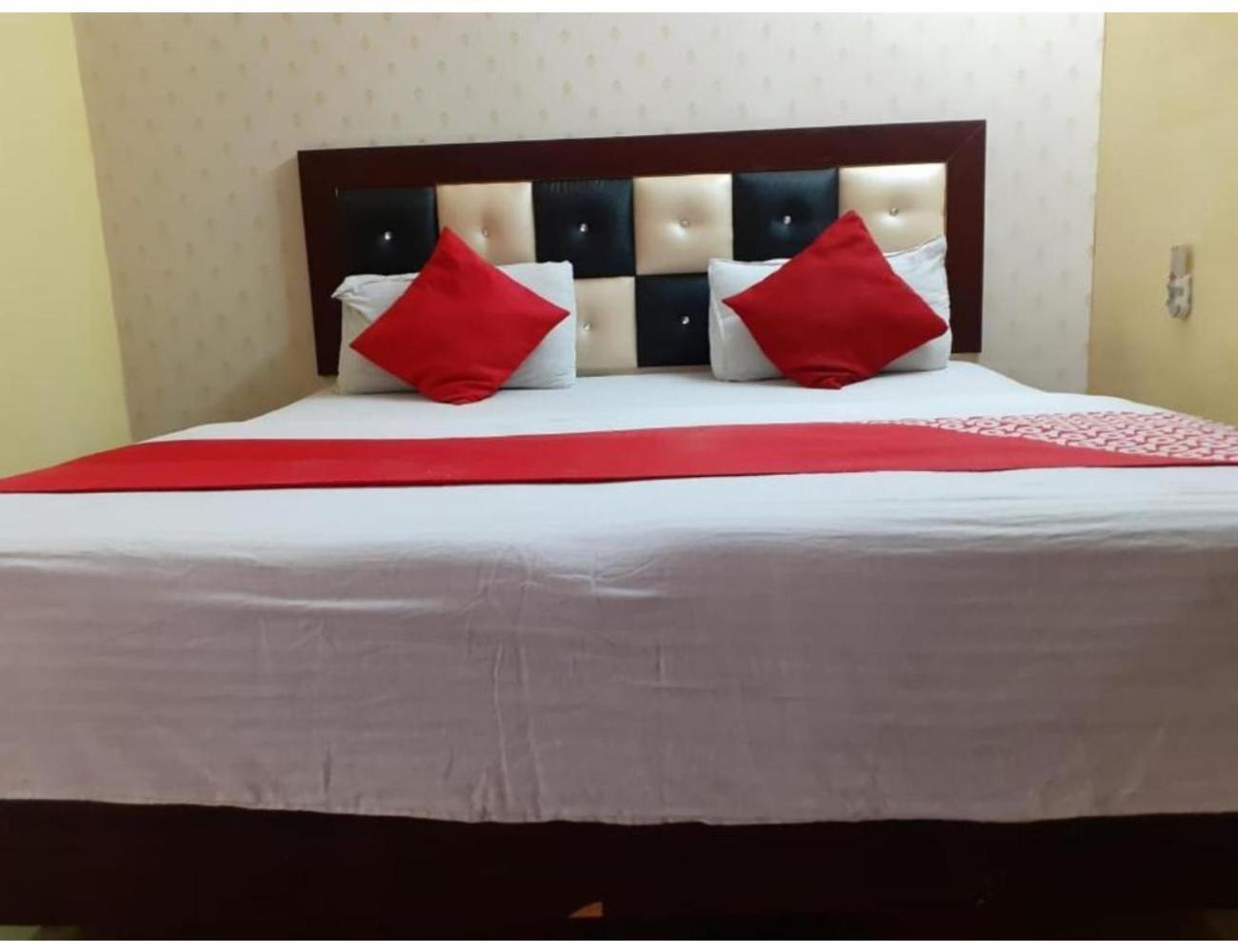 Hotel City Lodge , Csandígarh Kültér fotó